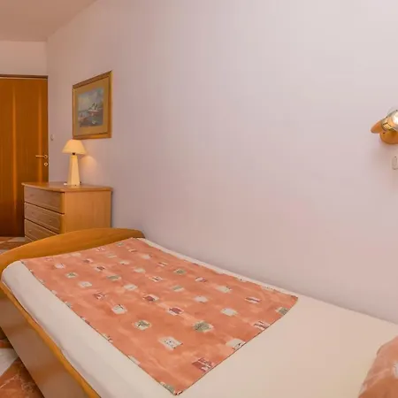 Apartment Meira